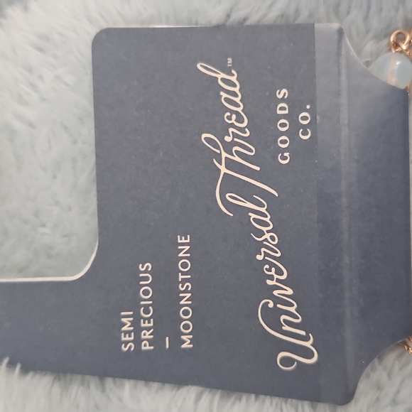 Universal Thread Gold Charm Necklace - Picture 3 of 4